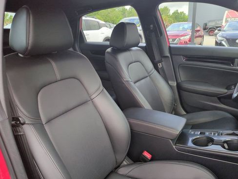 Used 2024 Honda Civic Sport Touring image 41