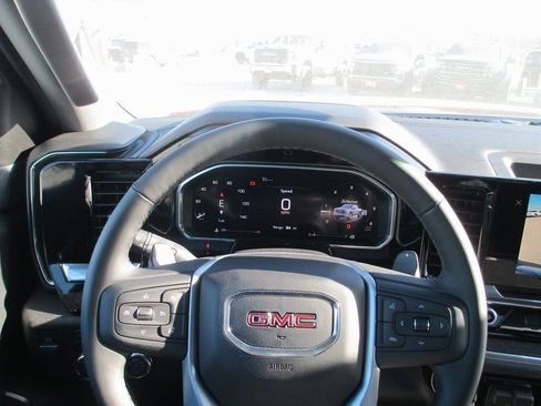 New 2026 GMC Sierra 1500 SLT w/ SLT Premium Package image 19
