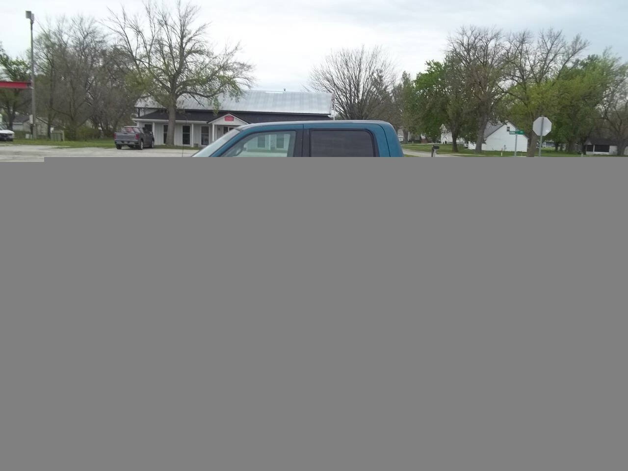 Used 2001 Ford F150 Lariat RWD image 4