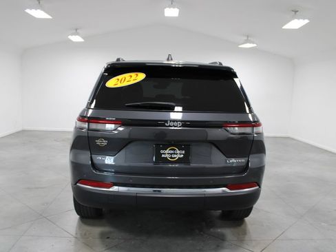 Used 2022 Jeep Grand Cherokee Limited AWD/4WD image 9