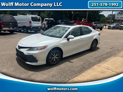 Used 2022 Toyota Camry XLE w/ Cold Weather Package