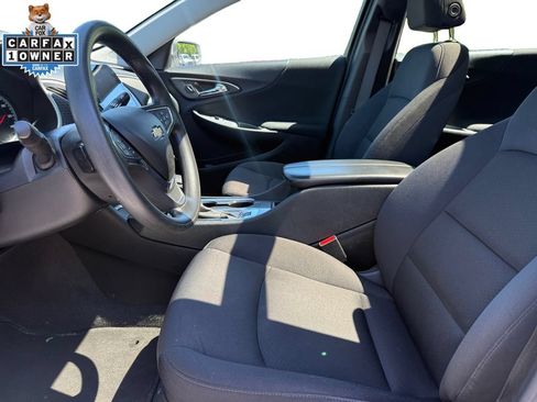 Used 2023 Chevrolet Malibu LT FWD image 9