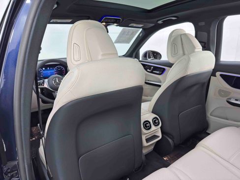 Used 2023 Mercedes-Benz GLC 300 4MATIC w/ Driver Assistance Package image 42