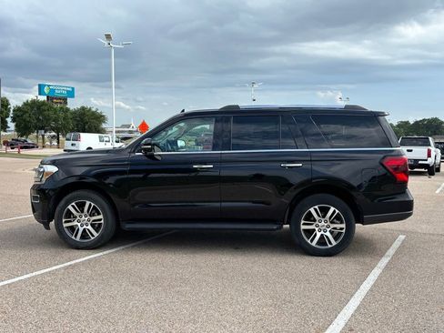 Used 2024 Ford Expedition Limited RWD image 5