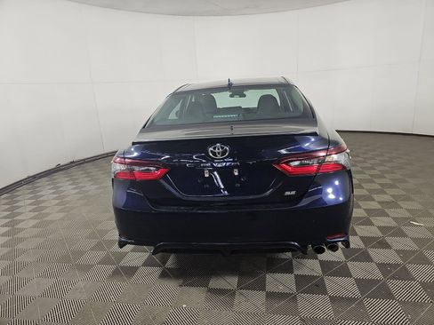 Used 2021 Toyota Camry SE FWD image 7