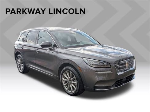 Used 2022 Lincoln Corsair FWD w/ Premium Package image 3