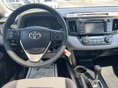 Used 2015 Toyota RAV4 XLE AWD/4WD image 15