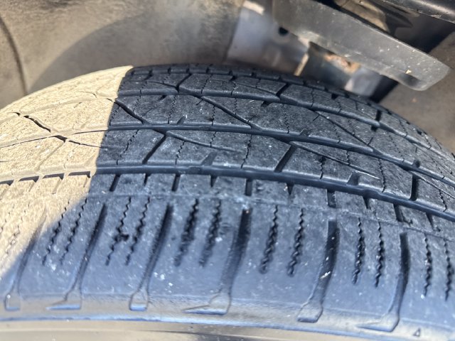 Used 2017 Buick Envision Premium AWD/4WD image 30