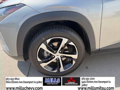 Used 2024 Chevrolet Trax RS FWD image 8