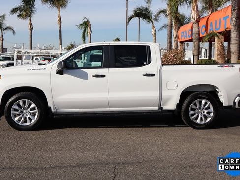 Used 2020 Chevrolet Silverado 1500 Custom w/ Trailering Package image 5