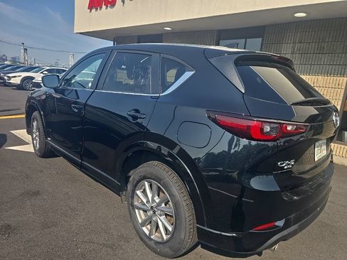 Used 2025 MAZDA CX-5 AWD 2.5 S w/ Preferred Package image 6