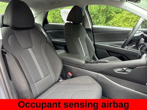 Used 2026 Hyundai Elantra SE w/ Cargo Package FWD image 28