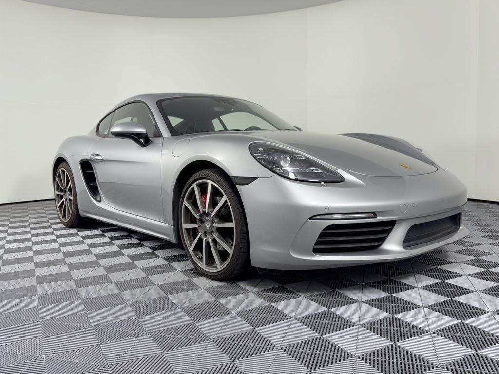 Certified 2021 Porsche 718 Cayman S RWD image 7