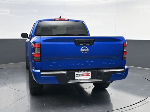 Used 2025 Nissan Frontier SV RWD image 4
