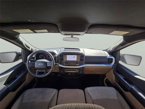 Used 2023 Ford F150 XLT image 31