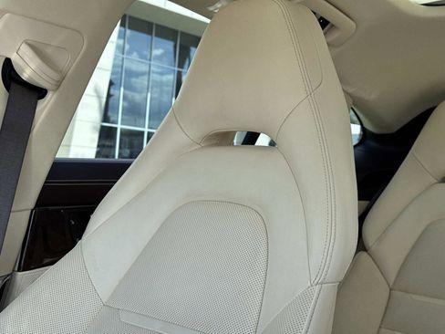Used 2018 Porsche Panamera 4 AWD/4WD image 25