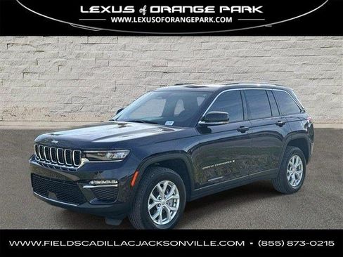 Used 2024 Jeep Grand Cherokee Limited AWD/4WD image 1