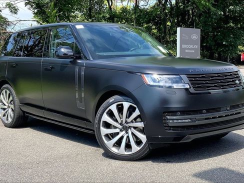 New 2026 Land Rover Range Rover Long Wheelbase Autobiography AWD/4WD image 2