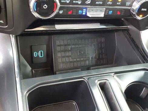Used 2022 Ford F150 Lariat w/ Equipment Group 502A High AWD/4WD image 24