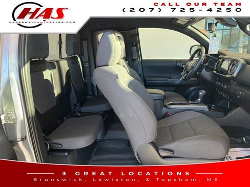 Used 2019 Toyota Tacoma 4x4 Access Cab image 11
