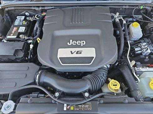 Used 2017 Jeep Wrangler Sport w/ Quick Order Package 24S image 28