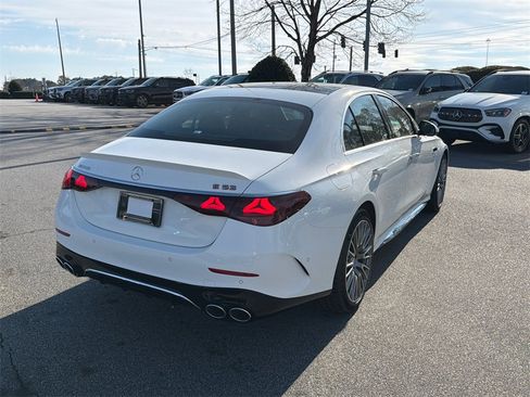 New 2026 Mercedes-Benz E 53 AMG e 4MATIC Sedan image 7
