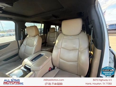 Used 2018 Cadillac Escalade ESV Platinum AWD/4WD image 18