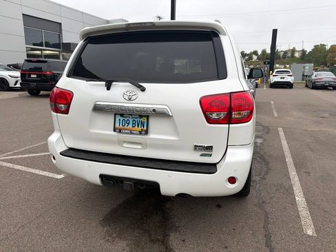 Used 2017 Toyota Sequoia Platinum AWD/4WD image 20