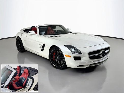 Used 2012 Mercedes-Benz SLS AMG Roadster image 2