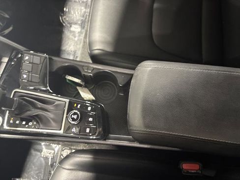 Certified 2024 Kia Sportage EX image 20