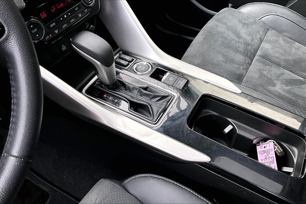 Used 2023 Mitsubishi Eclipse Cross SE AWD/4WD image 16