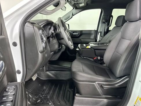 Used 2023 GMC Sierra 1500 Pro w/ Pro Value Package image 11