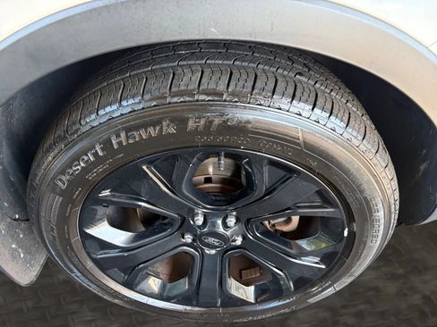 Used 2019 Ford Explorer Sport AWD/4WD image 41