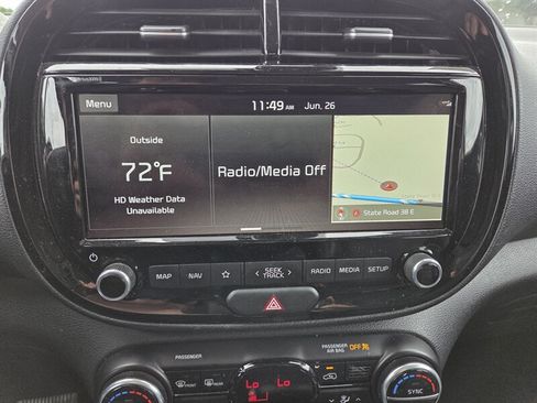 Used 2020 Kia Soul EX w/ Option Group 015 FWD image 19