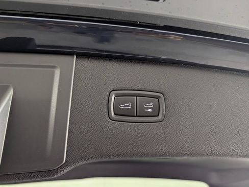New 2026 Porsche Cayenne AWD/4WD image 18