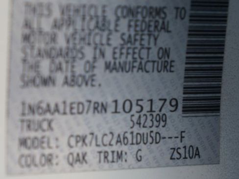 Used 2024 Nissan Titan SV w/ SV Convenience Package image 97