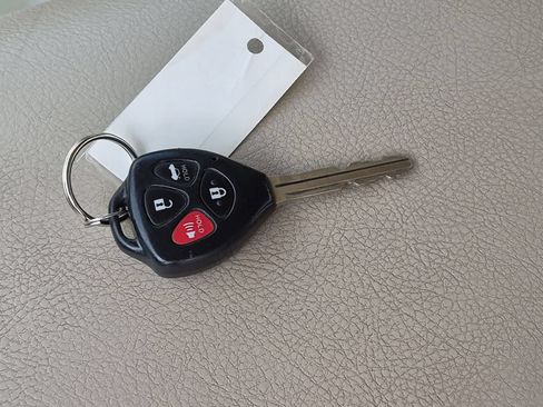 Used 2008 Toyota Avalon XLS FWD image 37