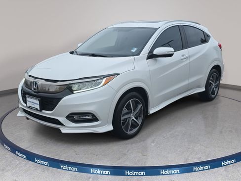 Used 2020 Honda HR-V Touring image 1