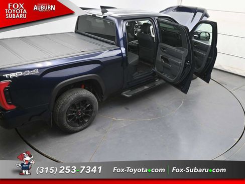 Used 2024 Toyota Tundra Limited AWD/4WD image 33