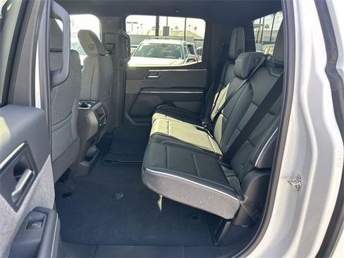 New 2026 GMC Sierra EV Elevation image 25