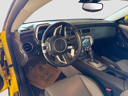 Used 2010 Chevrolet Camaro SS image 10