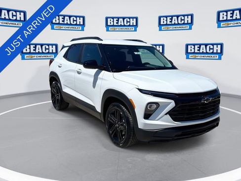New 2026 Chevrolet TrailBlazer LT w/ Convenience Package FWD image 2