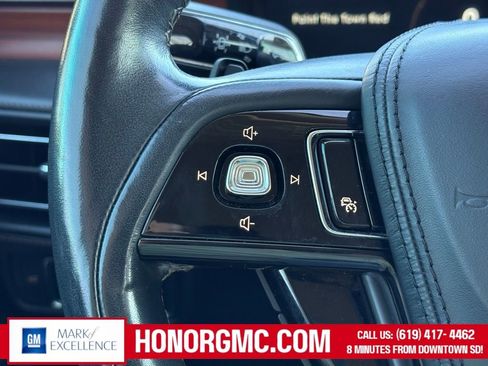 Used 2022 Lincoln Aviator Reserve w/ Equipment Group 201A RWD image 30