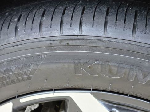 Used 2023 Hyundai Tucson Limited image 11