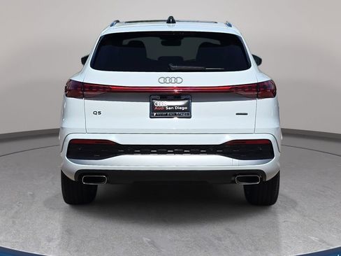 Certified 2025 Audi Q5 Premium w/ Premium Plus AWD/4WD image 7