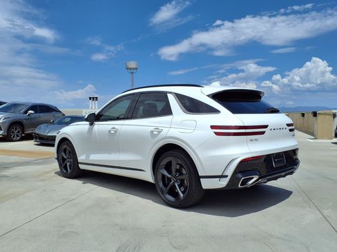 Certified 2026 Genesis GV70 3.5T Sport Prestige AWD/4WD image 4