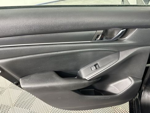 Used 2020 Honda Accord Sport image 24