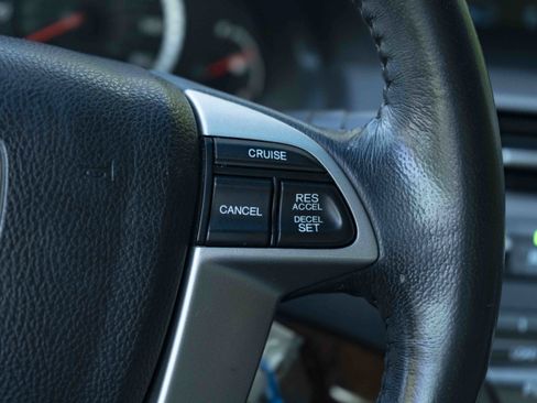 Used 2012 Honda Accord EX-L image 16