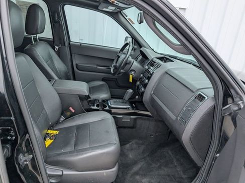 Used 2010 Ford Escape Limited AWD/4WD image 24