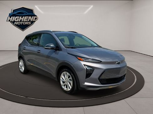 Used 2023 Chevrolet Bolt EUV LT image 8